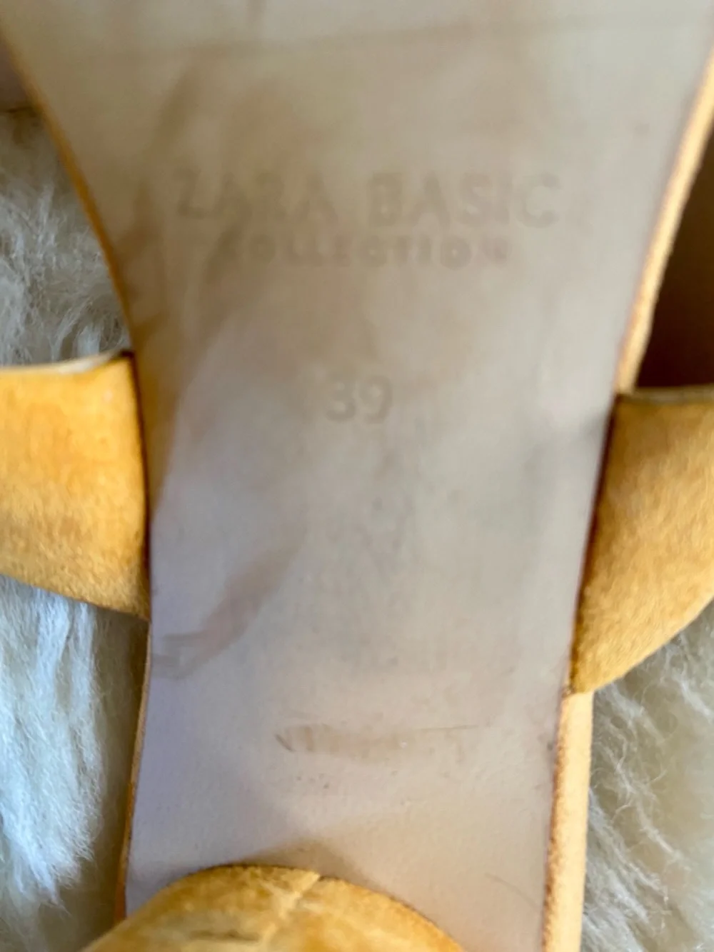 Zara block heel yellow sandal mules with buckle strap size 39 - Picture 7 of 9
